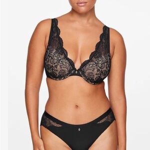 ThirdLove Black Lace Plunge Bra Sexy Cute Adjustable Straps Full Coverage NWOT